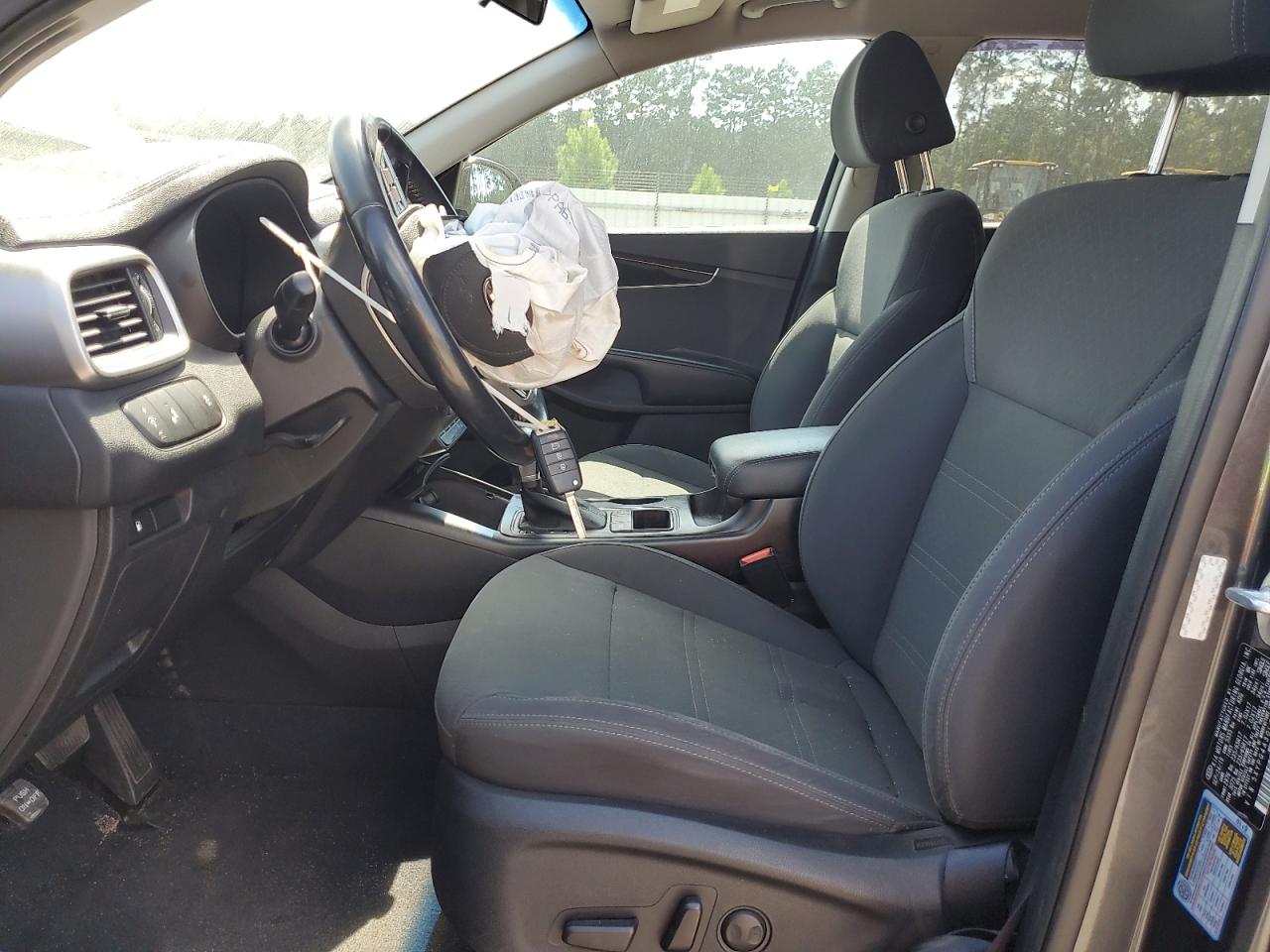 2020 Kia Sorento L VIN: 5XYPG4A30LG635986 Lot: 71198065