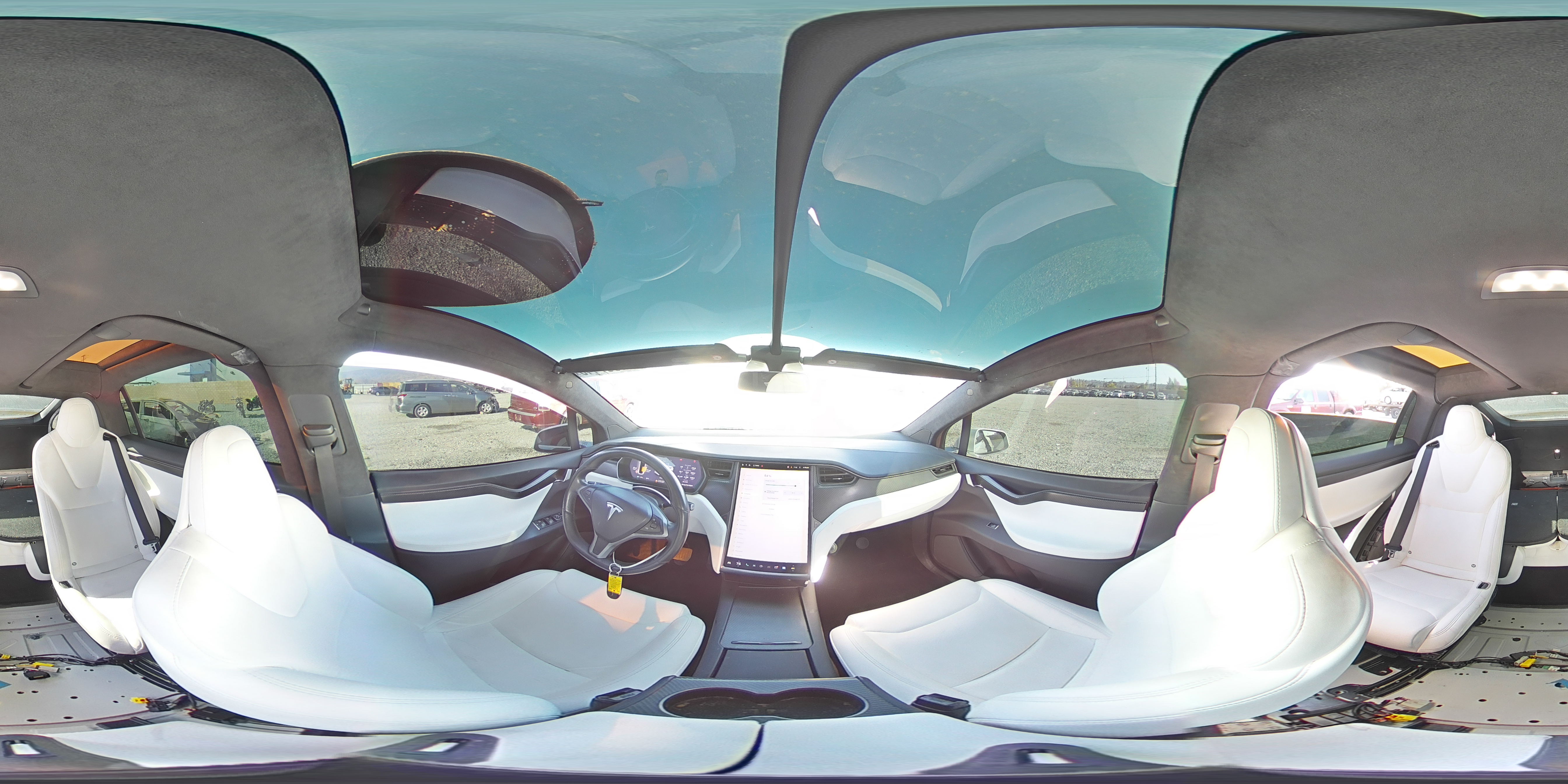 2018 Tesla Model X VIN: 5YJXCBE20JF129810 Lot: 84007445