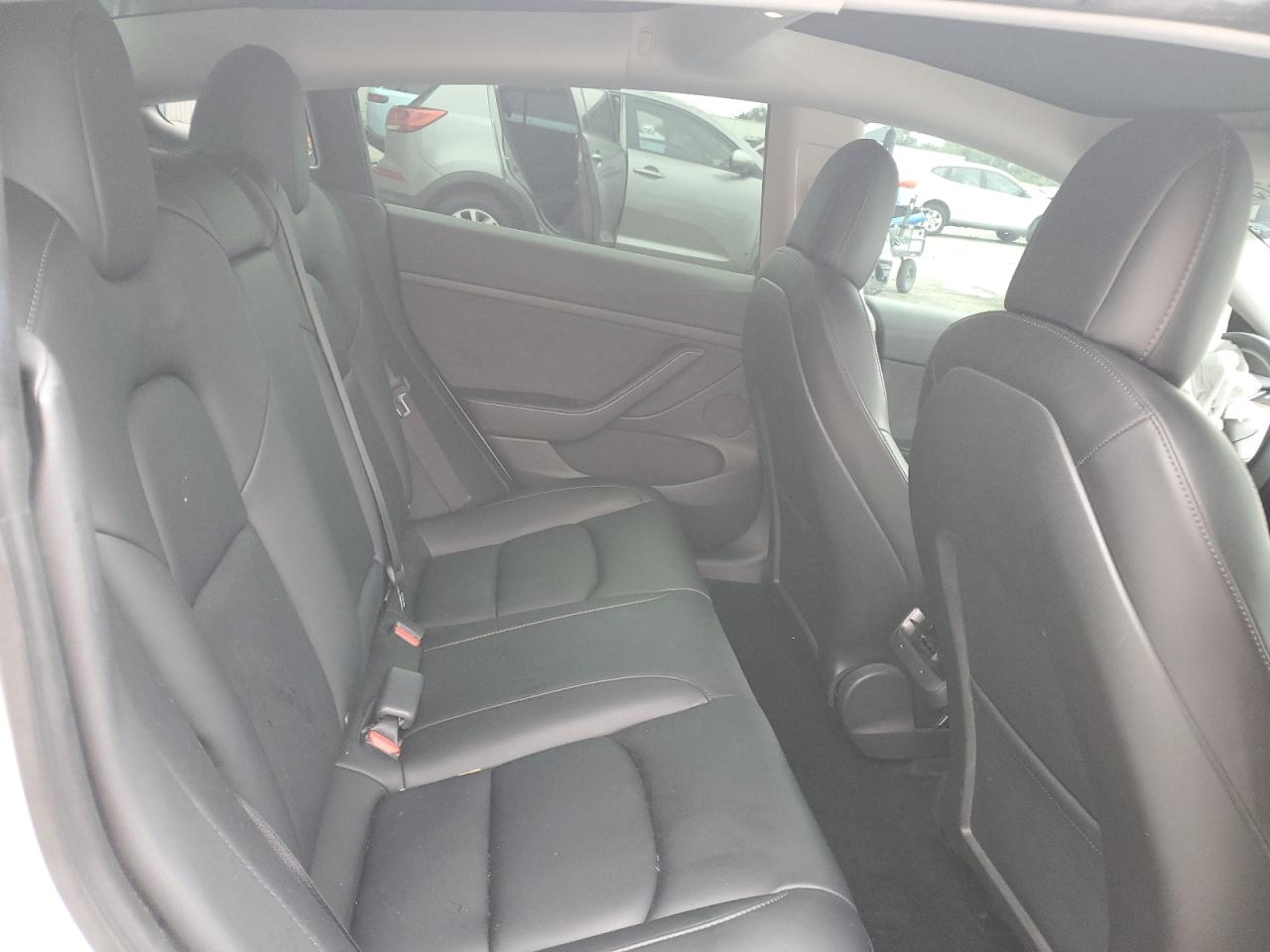 2021 Tesla Model 3 VIN: 5YJ3E1EB6MF035437 Lot: 84700625