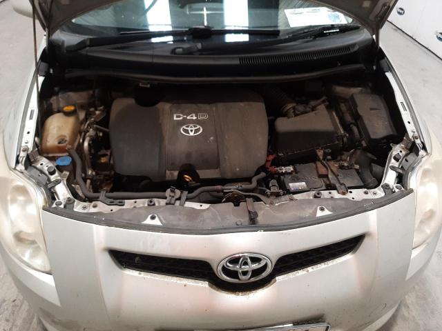 2008 TOYOTA AURIS 