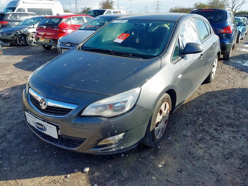 VAUXHALL ASTRA 2011