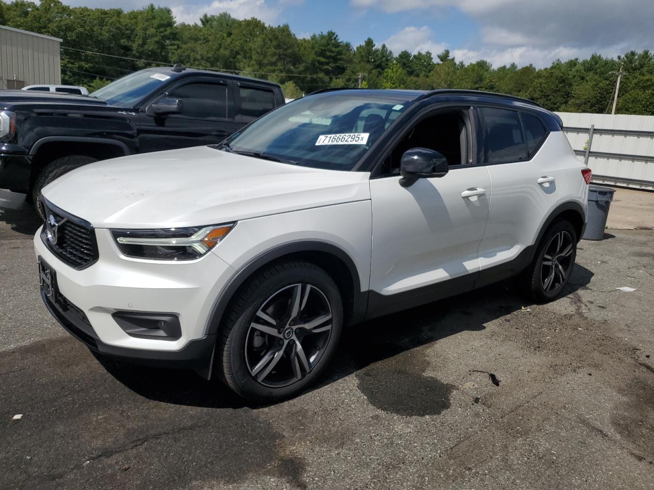 2021 Volvo Xc40 T5 R-Design