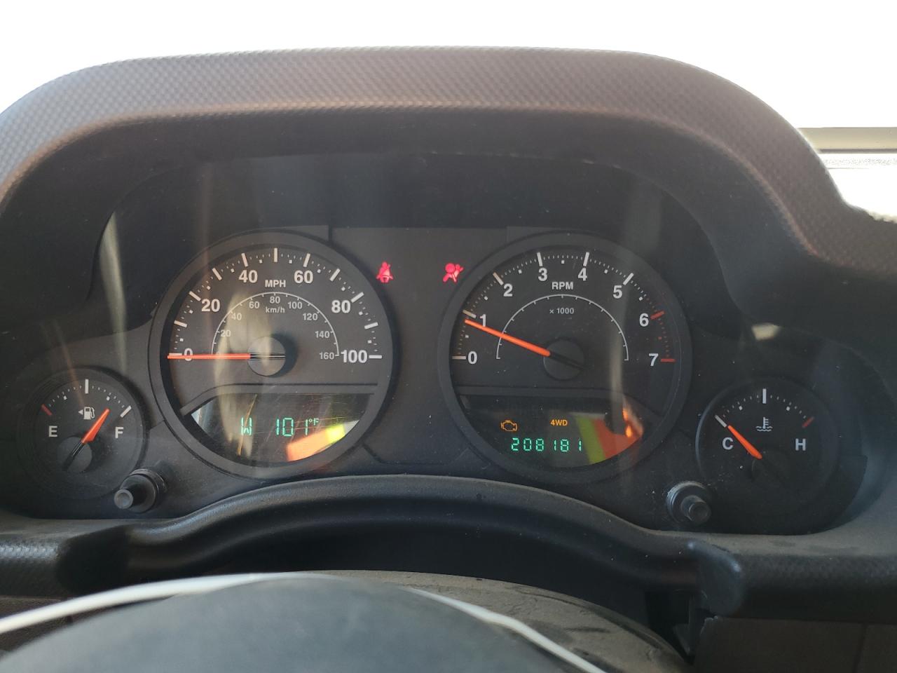 2007 Jeep Wrangler X VIN: 1J4GA39157L195444 Lot: 71504935