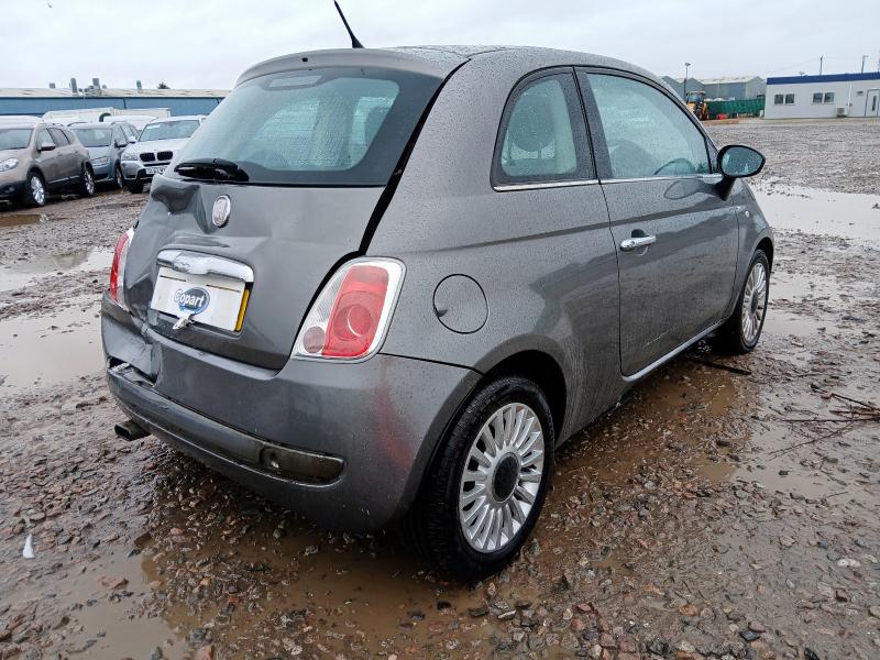 2011 FIAT 500 LOUNGE 