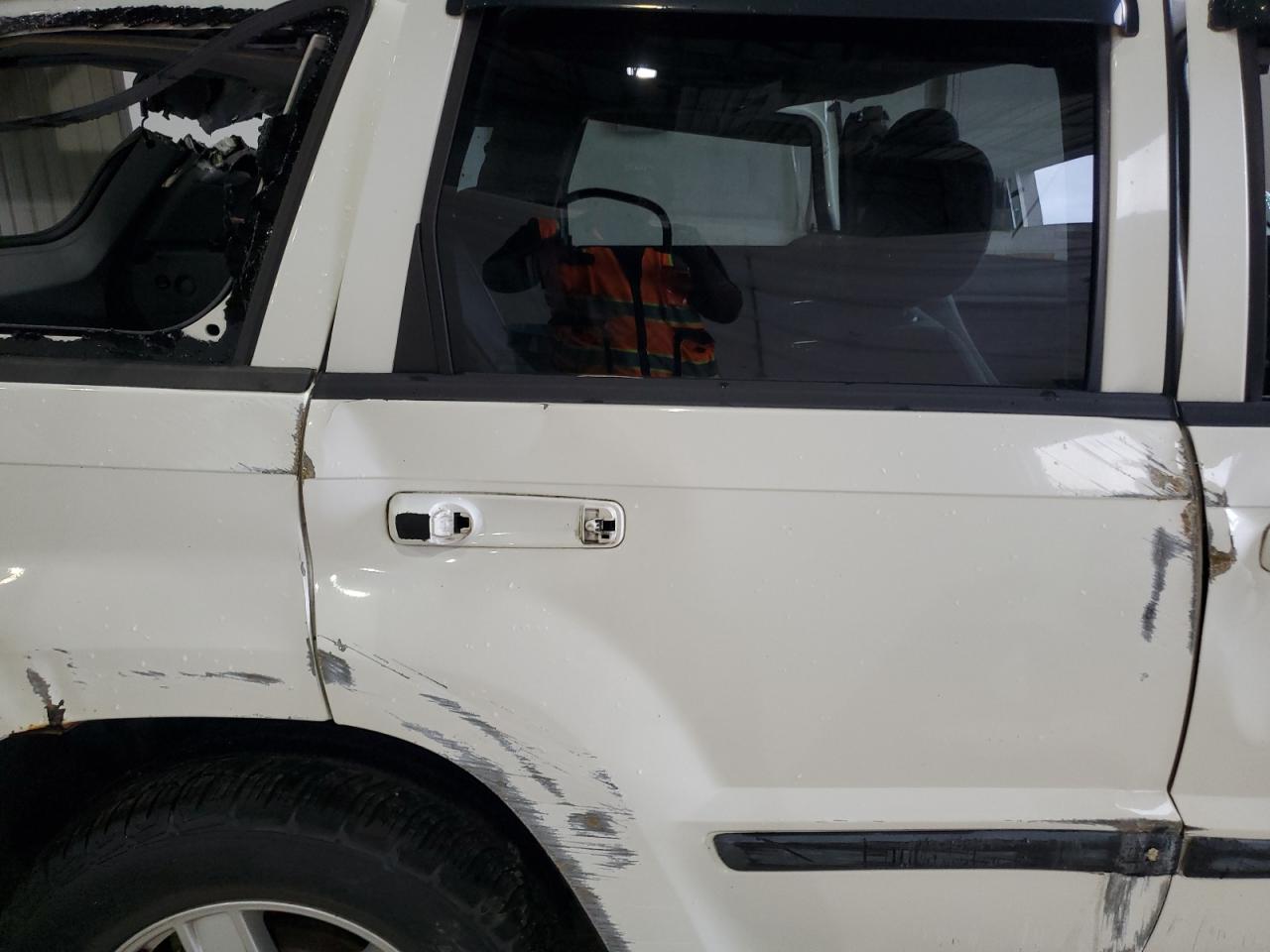 2007 Jeep Grand Cherokee Laredo VIN: 1J8GR48K27C609982 Lot: 81655575