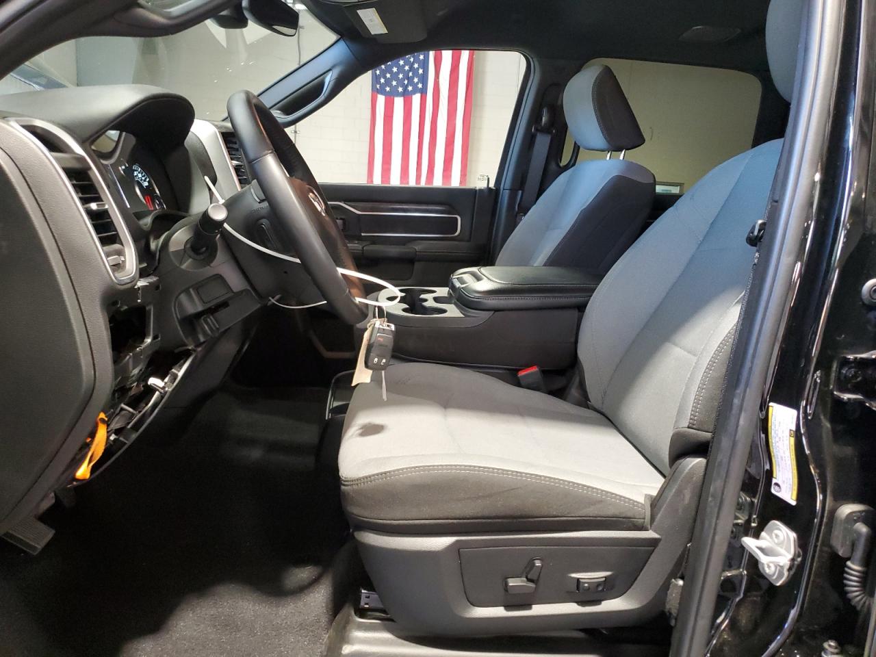 2024 Ram 2500 Big Horn VIN: 3C6UR5DJ2RG406062 Lot: 84865995