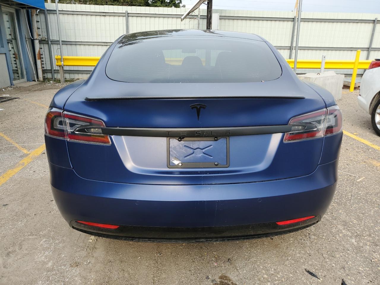 2019 Tesla Model S VIN: 5YJSA1E47KF335445 Lot: 71720555