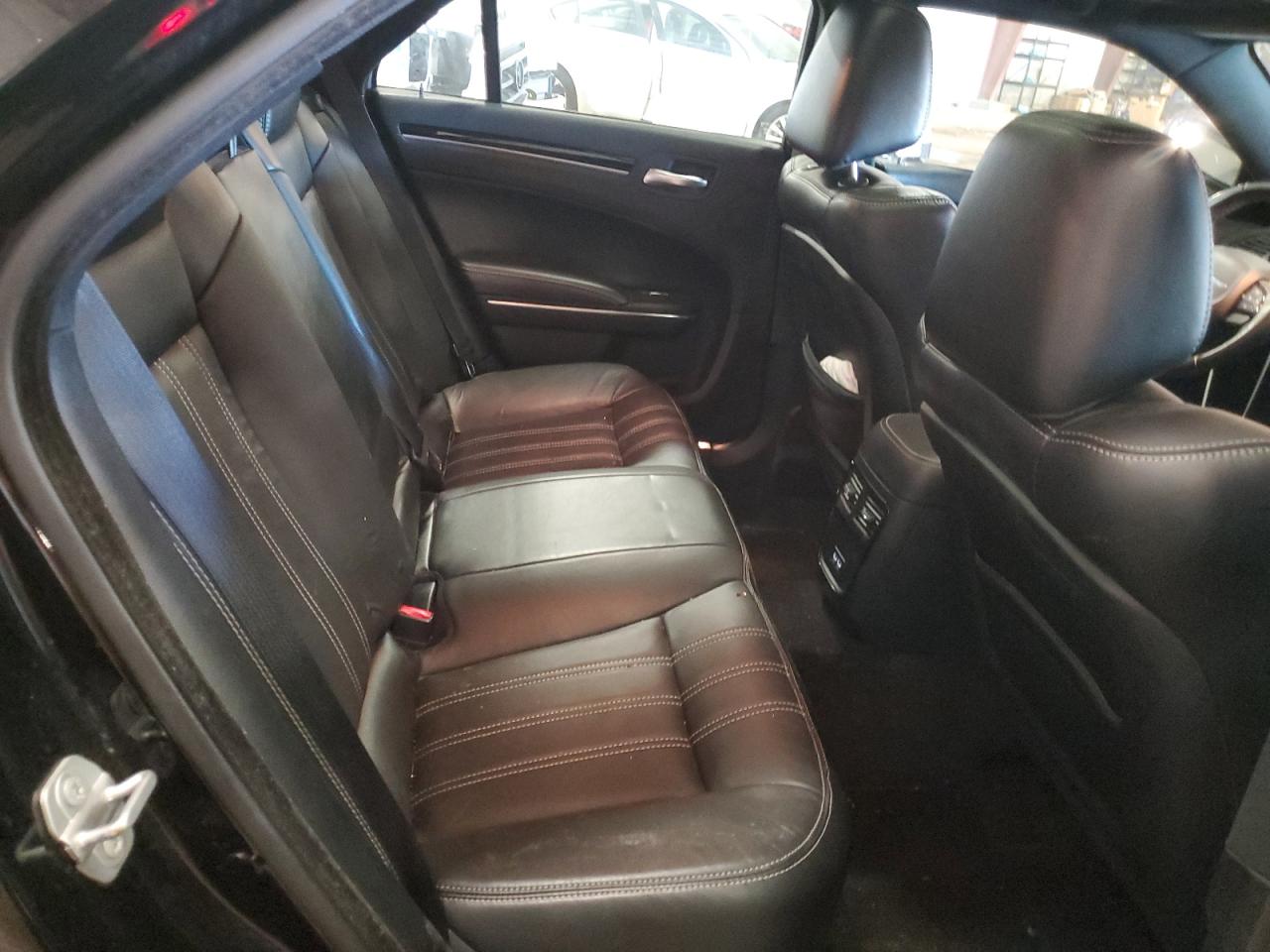 2018 Chrysler 300 S VIN: 2C3CCAGG7JH118223 Lot: 81980485