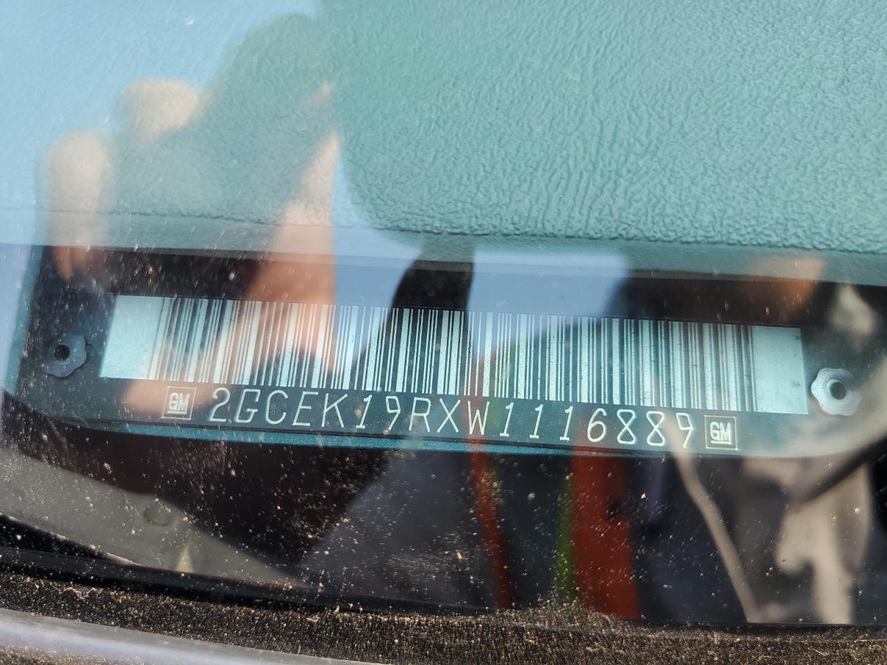 1998 Chevrolet Gmt-400 K1500 VIN: 2GCEK19RXW1116889 Lot: 70948515