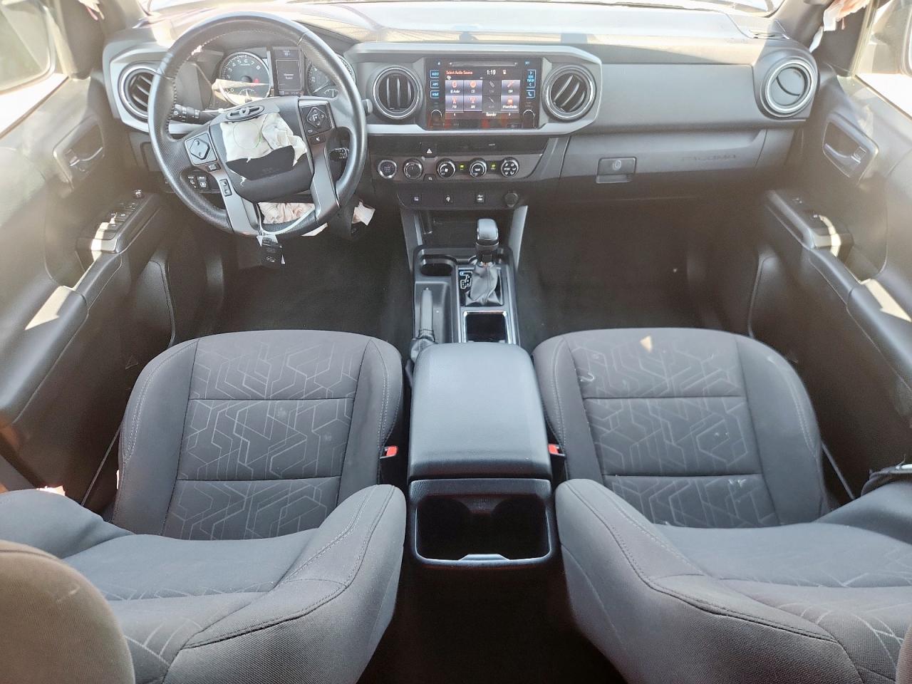 2017 Toyota Tacoma Double Cab VIN: 5TFCZ5ANXHX094353 Lot: 71297545