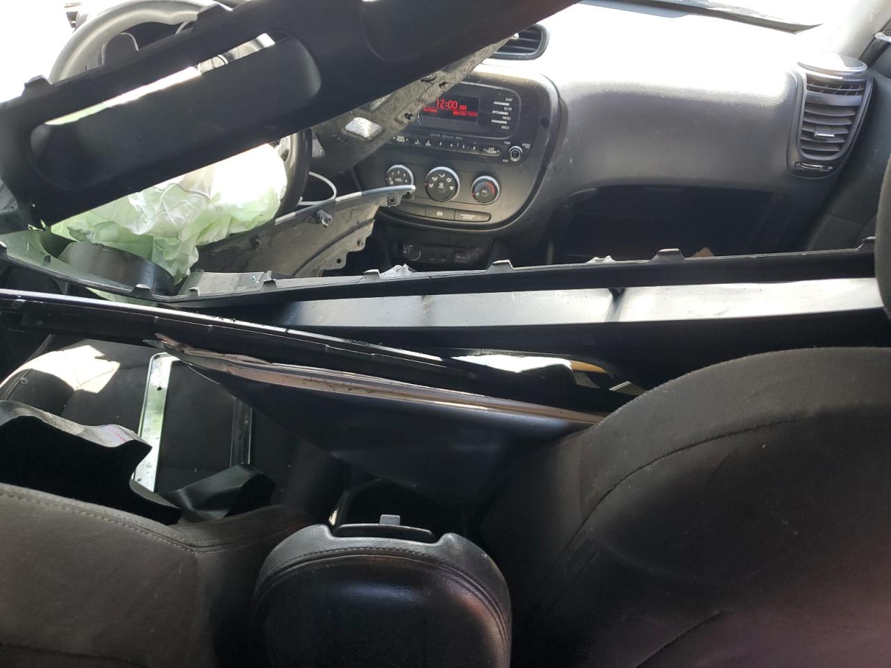 2015 Kia Soul VIN: KNDJN2A23F7767049 Lot: 81095305