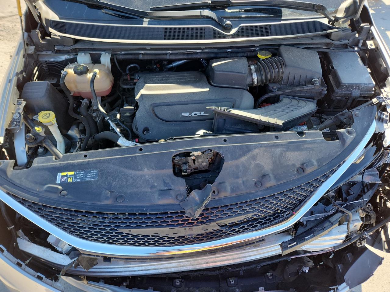 2017 Chrysler Pacifica Touring L Plus VIN: 2C4RC1EG0HR556045 Lot: 84404715