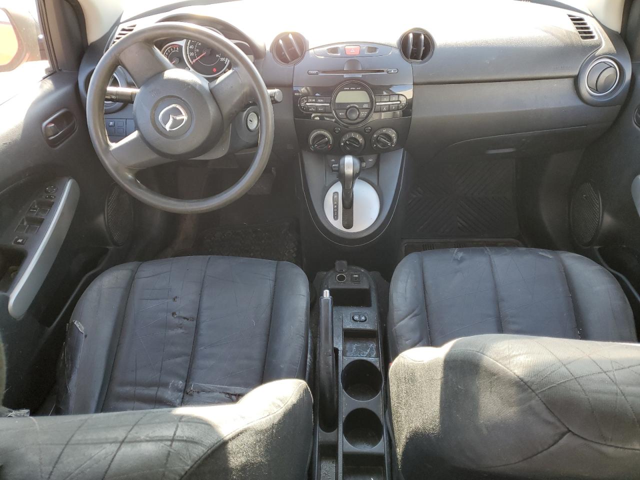 2013 Mazda Mazda2 VIN: JM1DE1KY0D0163152 Lot: 84018185