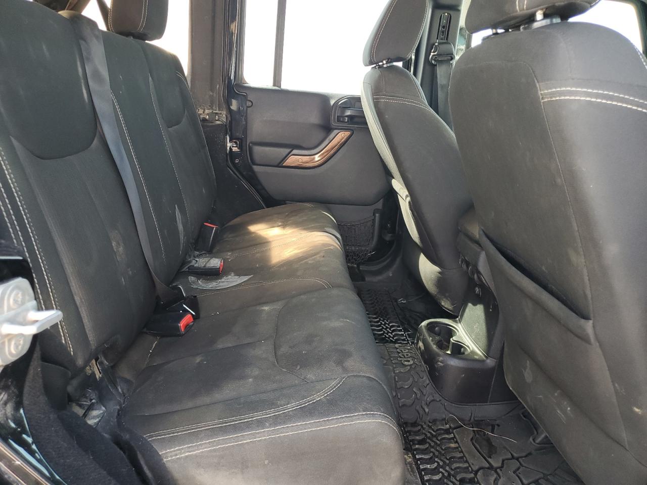 2016 Jeep Wrangler Unlimited Sahara VIN: 1C4BJWEGXGL175136 Lot: 70190665