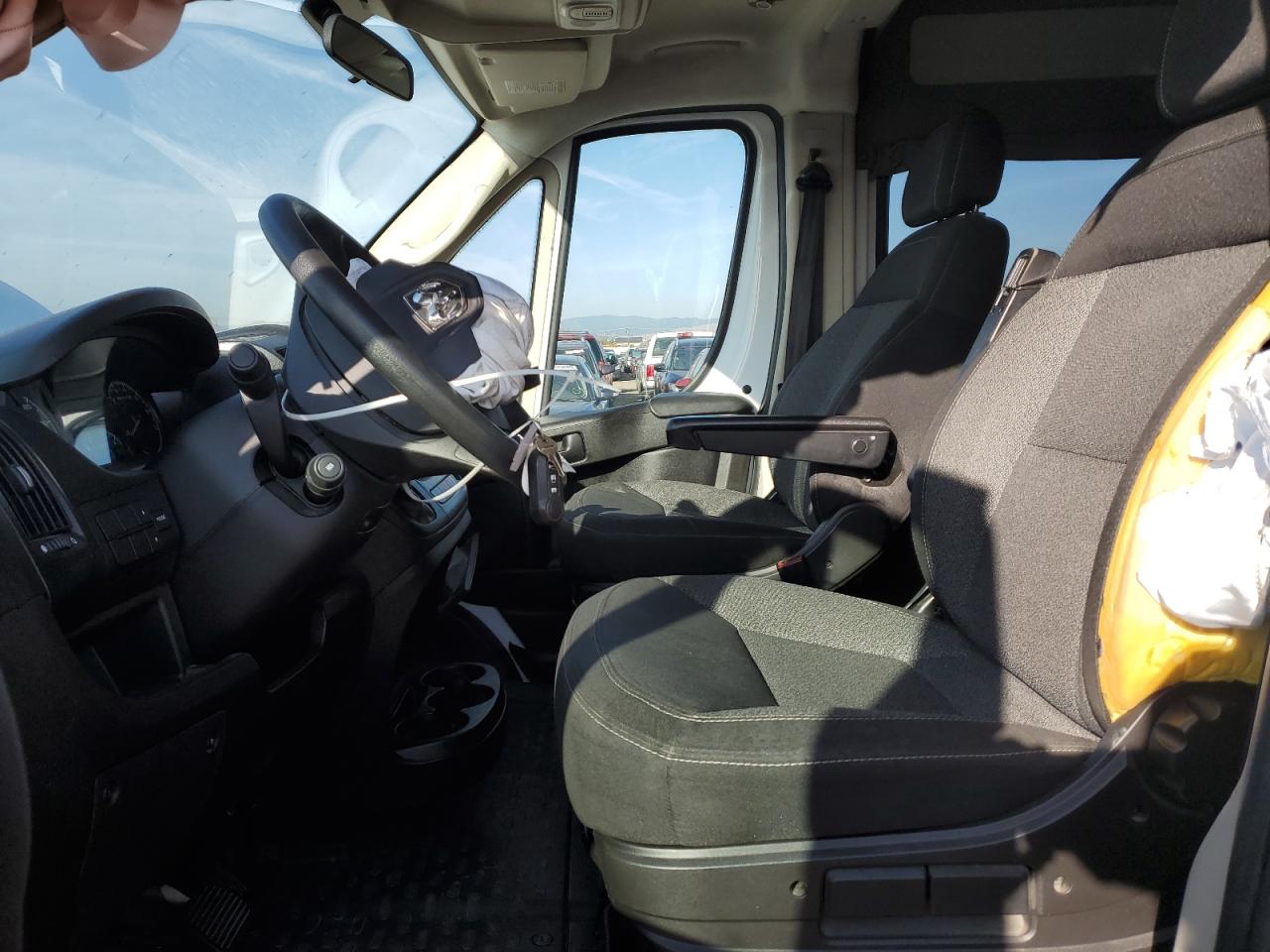 2018 Ram Promaster 2500 2500 High VIN: 3C6TRVDG2JE147959 Lot: 81510515