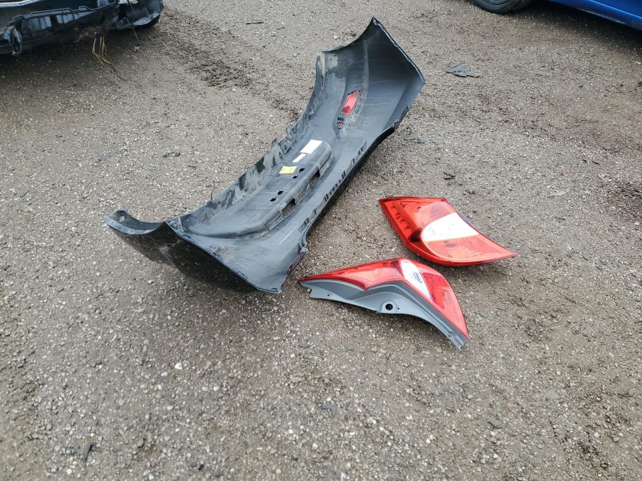 2015 Hyundai Accent Gs VIN: KMHCT5AE1FU204024 Lot: 80842995