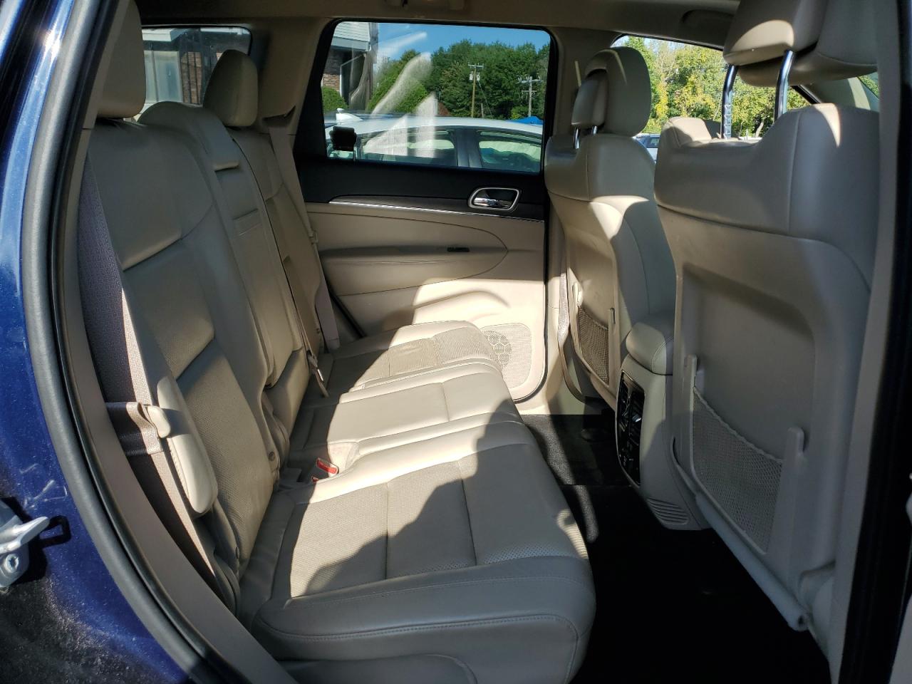 2015 Jeep Grand Cherokee Limited VIN: 1C4RJFBG2FC157859 Lot: 84814545