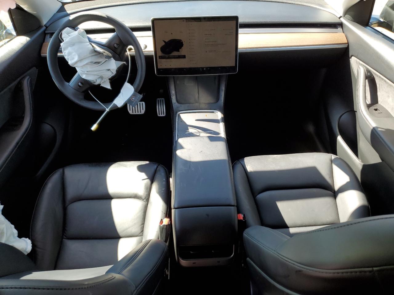 2022 Tesla Model Y VIN: 7SAYGDEF0NF513697 Lot: 84219295