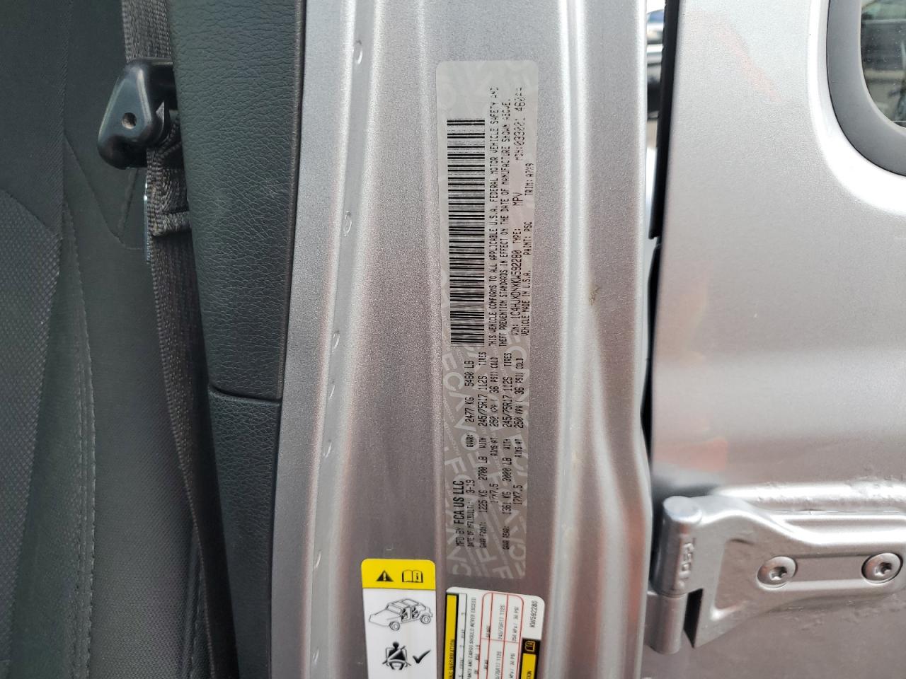 2019 Jeep Wrangler Unlimited Sport VIN: 1C4HJXDNXKW592280 Lot: 81600875