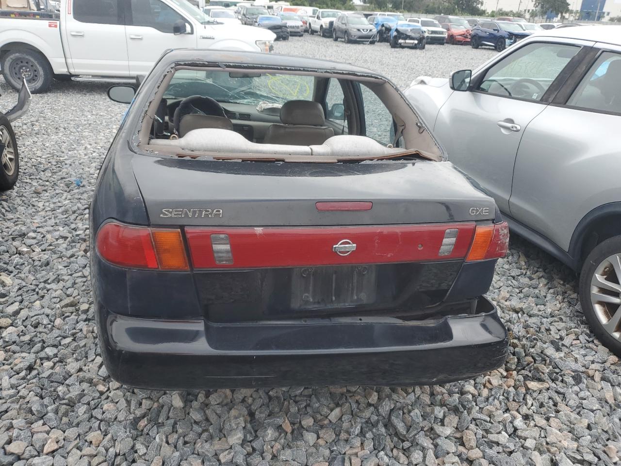 1995 Nissan Sentra Base VIN: 1N4AB41D7SC728817 Lot: 84239295