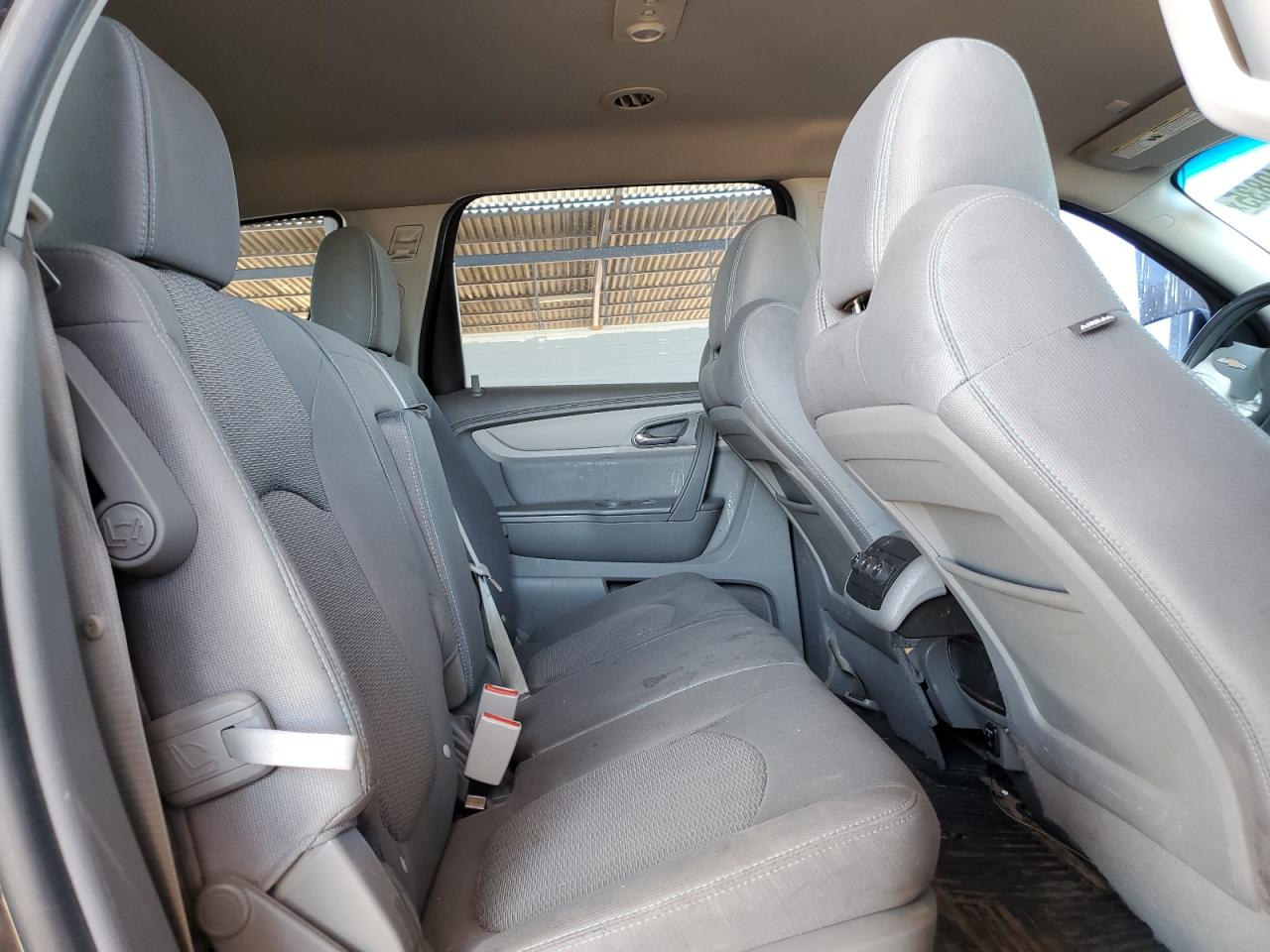 2016 Chevrolet Traverse Ls VIN: 1GNKRFED3GJ236070 Lot: 70949835