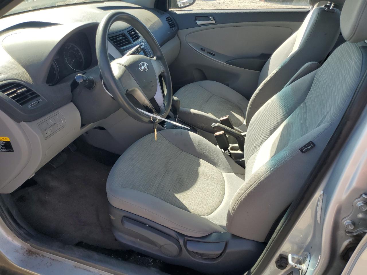 2015 Hyundai Accent Gls VIN: KMHCT4AE2FU840395 Lot: 81041685