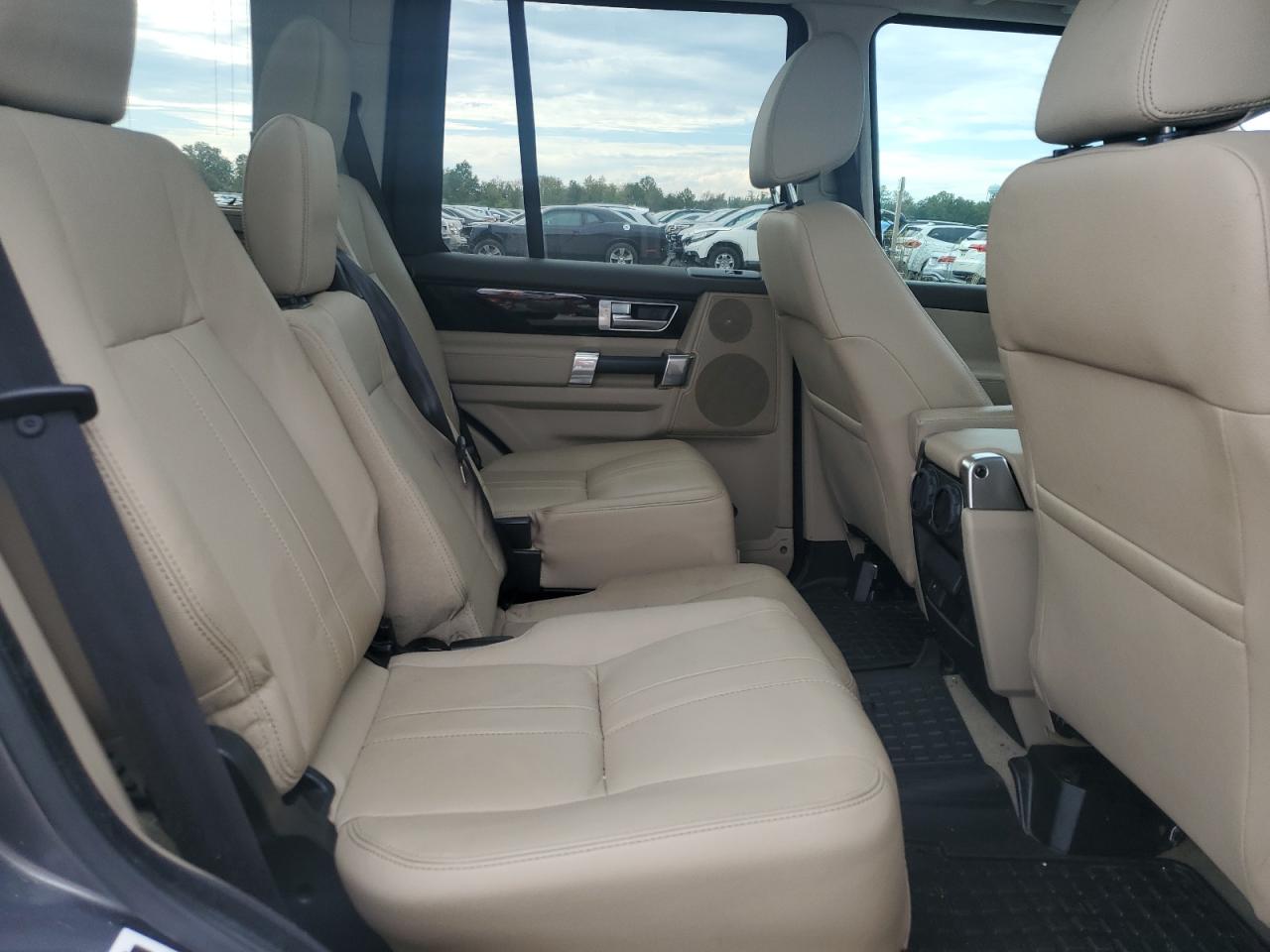 2016 Land Rover Lr4 Hse VIN: SALAG2V62GA828508 Lot: 84051125