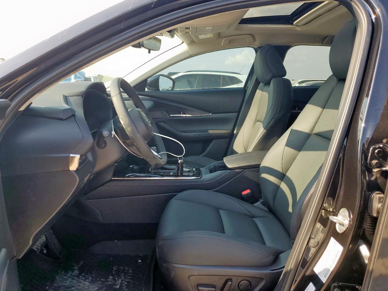 2025 Mazda Cx-30 Preferred VIN: 3MVDMBCM8SM851168 Lot: 71671575