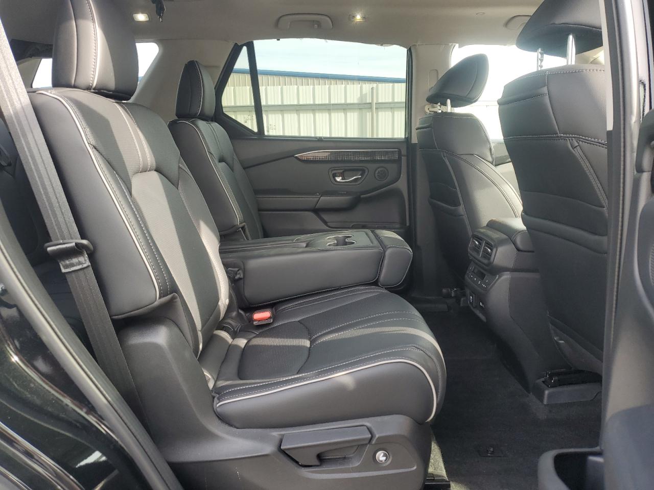 2023 Honda Pilot Elite VIN: 5FNYG1H87PB030302 Lot: 84831925