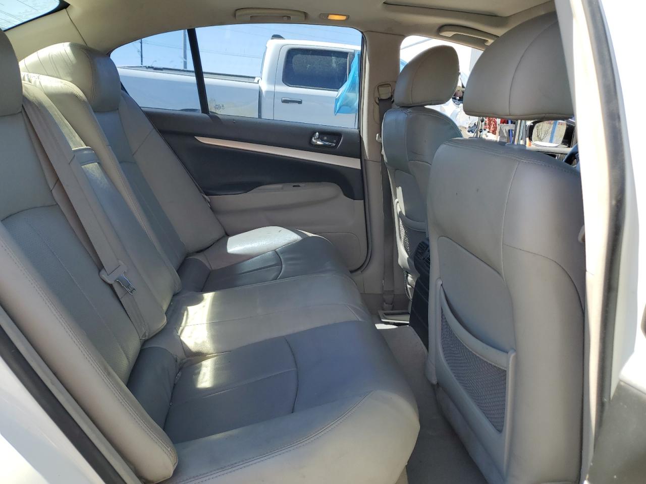 2009 Infiniti G37 Base VIN: JNKCV61E09M010673 Lot: 71496305