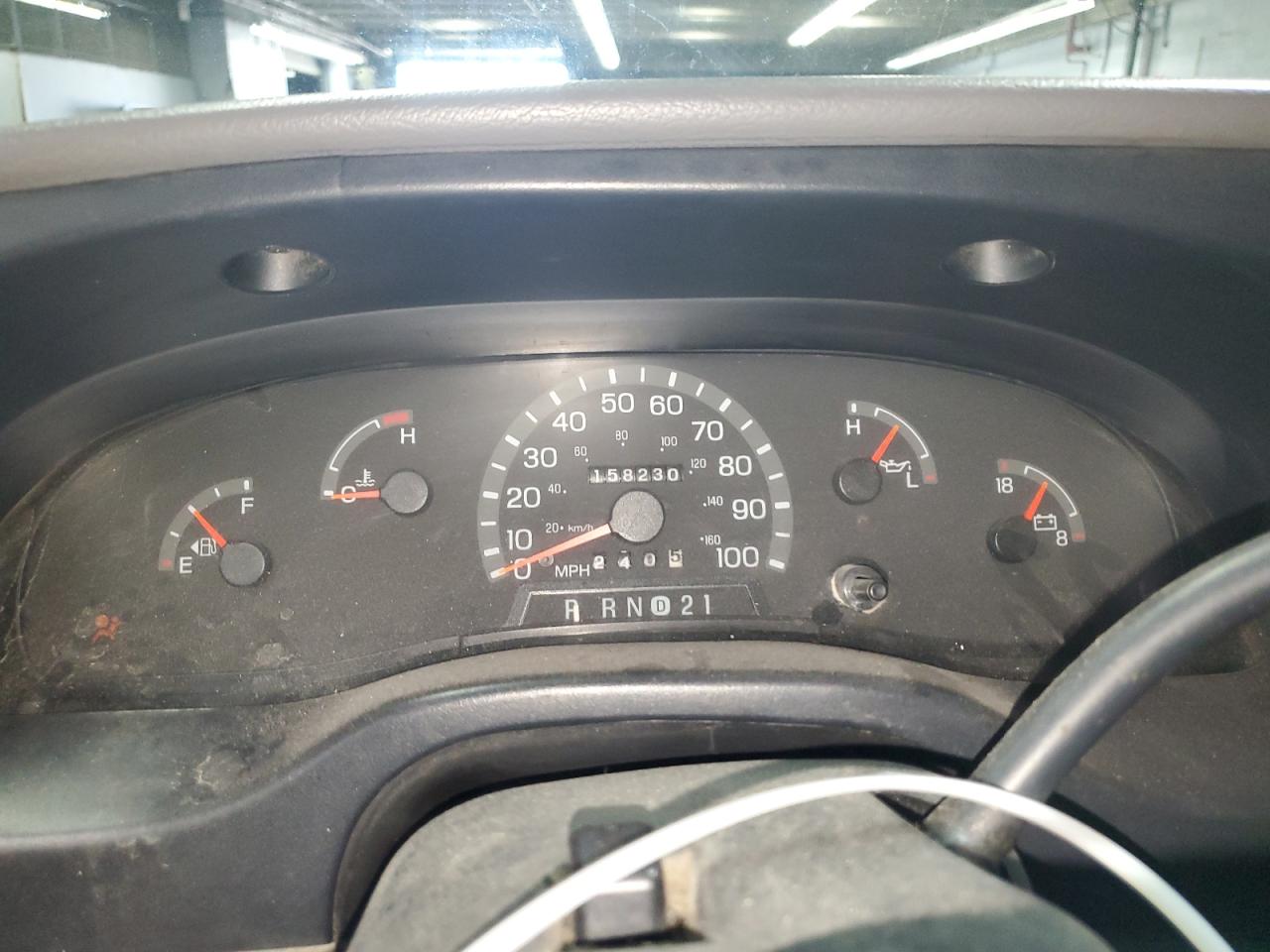 1999 Ford Econoline E350 Super Duty Van VIN: 1FTSE34L8XHA31718 Lot: 69950885