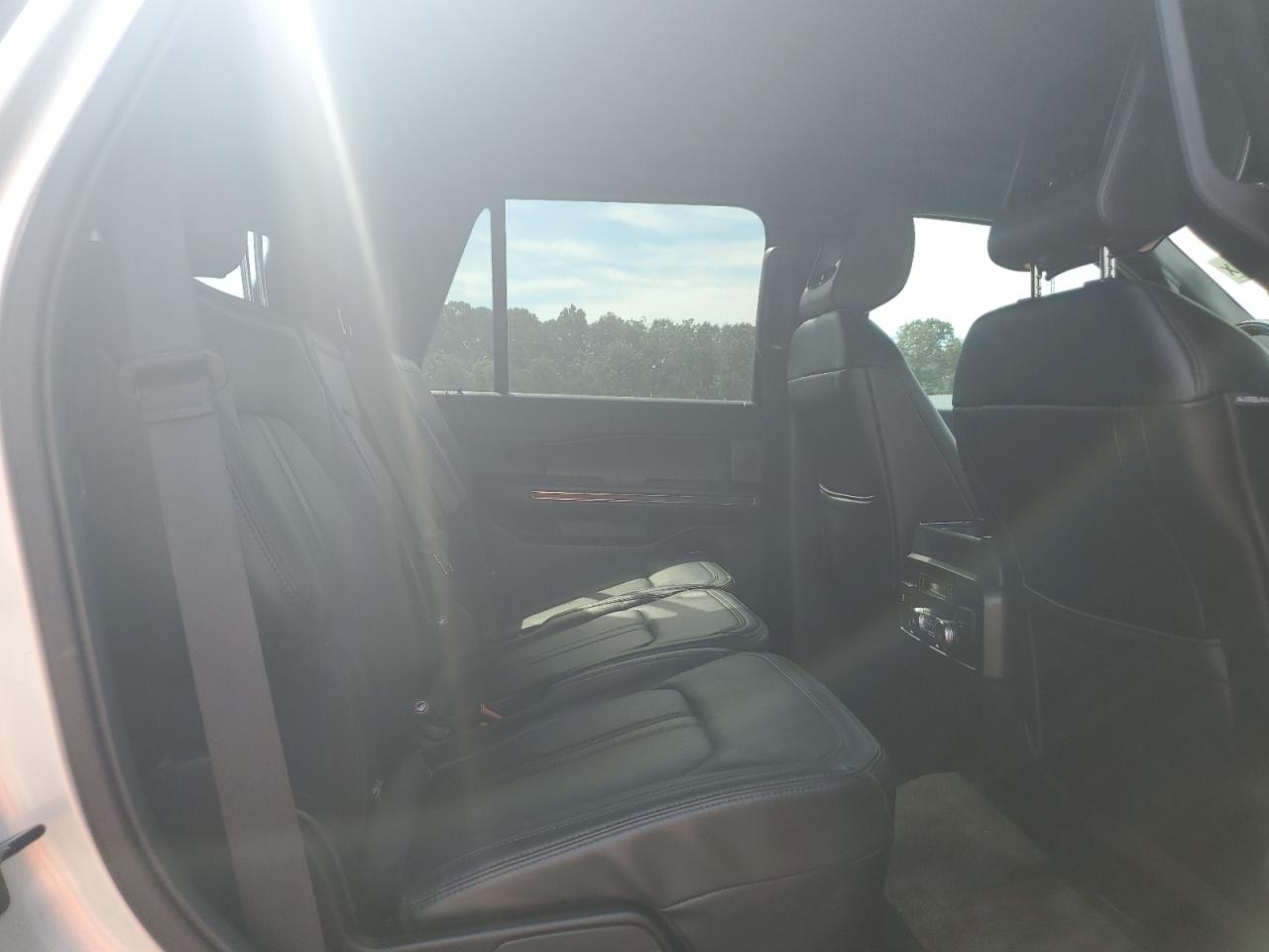 2018 Ford Expedition Limited VIN: 1FMJU2AT8JEA34099 Lot: 83957235