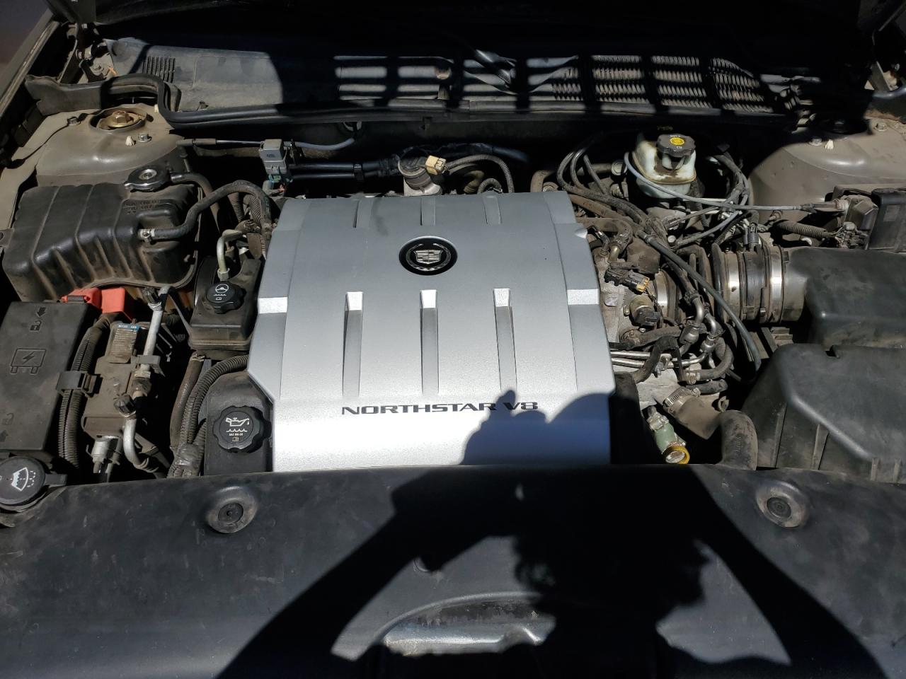 2004 Cadillac Deville VIN: 1G6KD54Y04U115970 Lot: 81936825