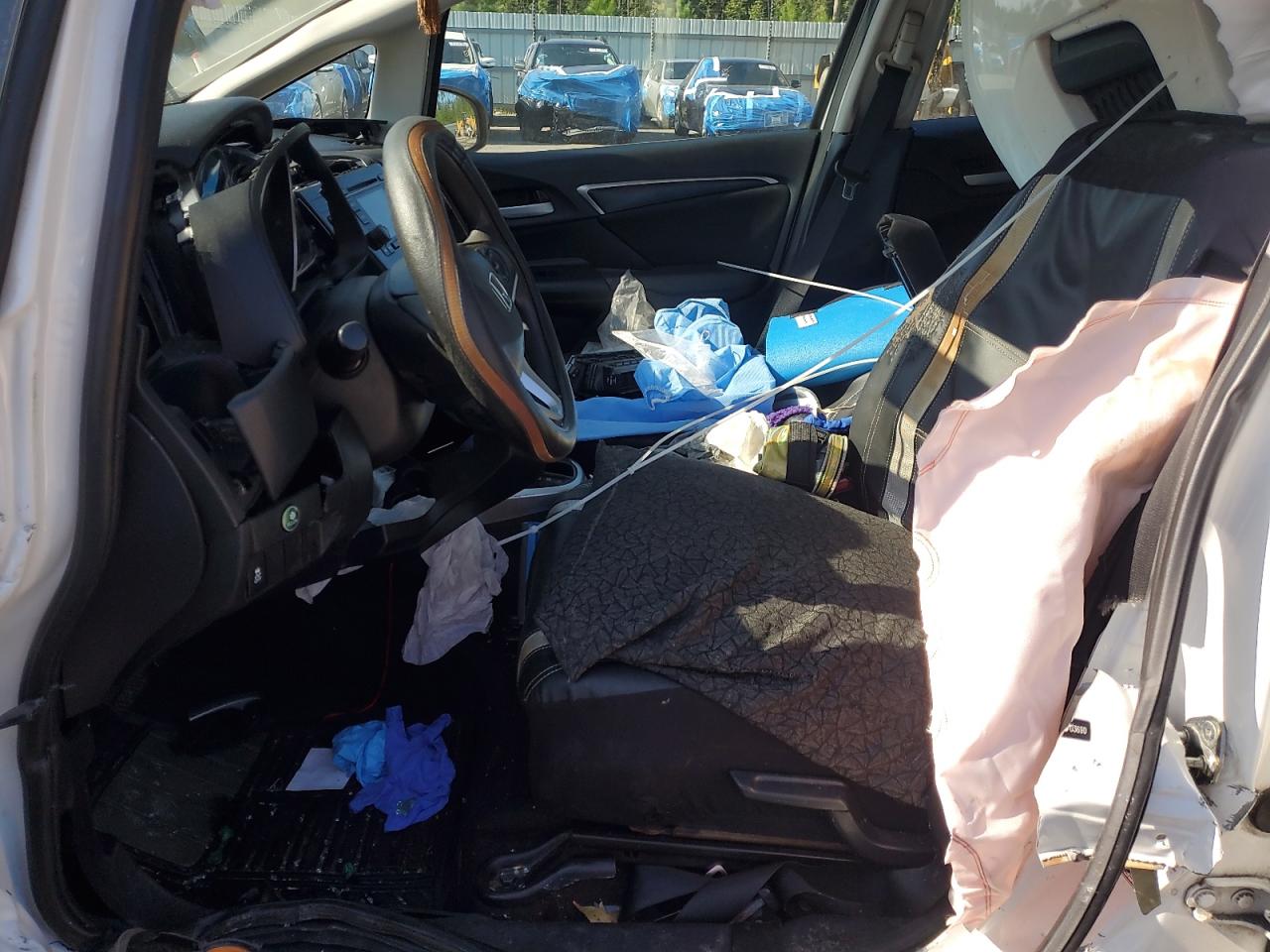 2017 Honda Fit Lx VIN: 3HGGK5H53HM703690 Lot: 71319025