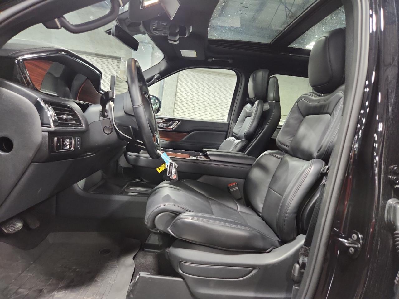 2024 Lincoln Navigator L Reserve VIN: 5LMJJ3LG6REL22923 Lot: 82043025