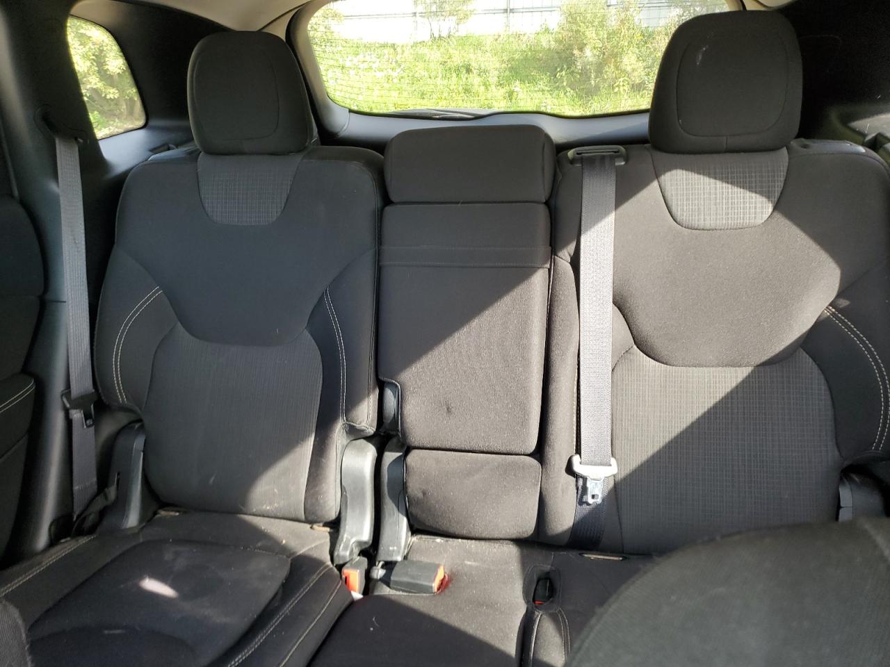 2015 Jeep Cherokee Latitude VIN: 1C4PJMCS2FW768410 Lot: 80248815