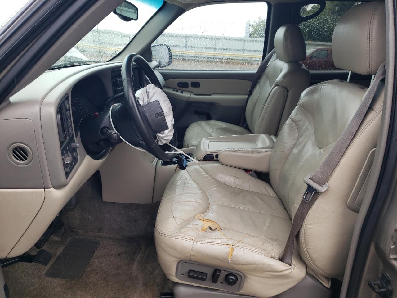 2002 GMC Yukon VIN: 1GKEK13Z72J338352 Lot: 81881045