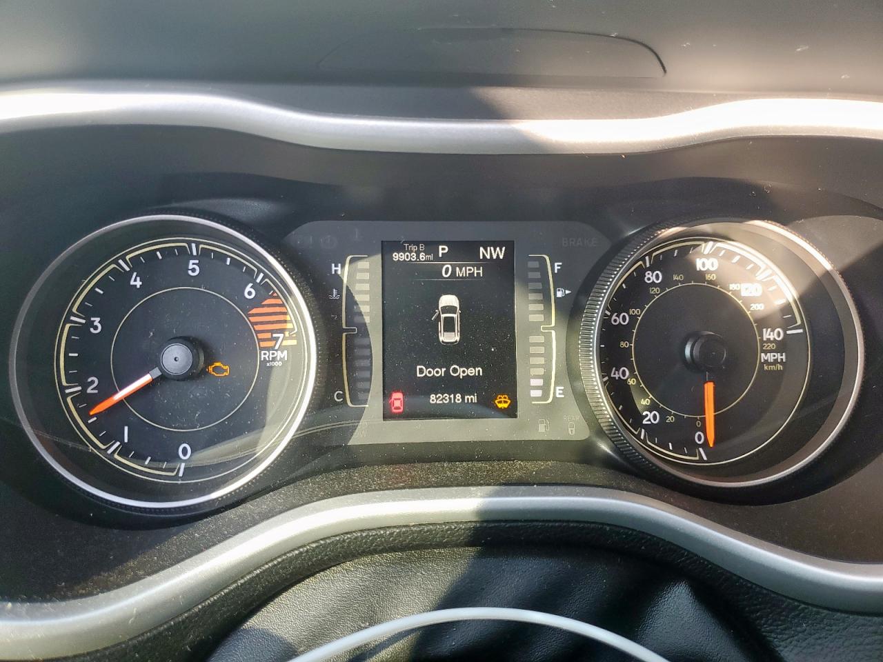 2018 Jeep Cherokee Latitude Plus VIN: 1C4PJLLB0JD538041 Lot: 81046385