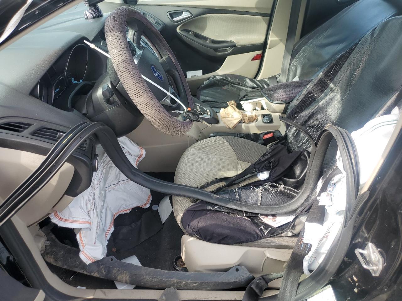 2014 Ford Focus Se VIN: 1FADP3K24EL364219 Lot: 80807995