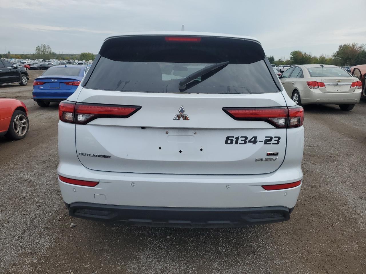 2023 Mitsubishi Outlander Es VIN: JA4T5TA97PZ612113 Lot: 81583005