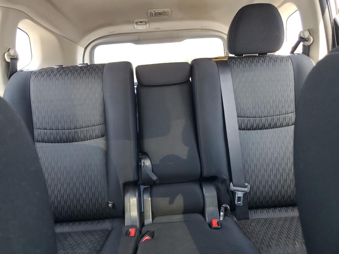 2017 Nissan Rogue S VIN: JN8AT2MV8HW263007 Lot: 71673155