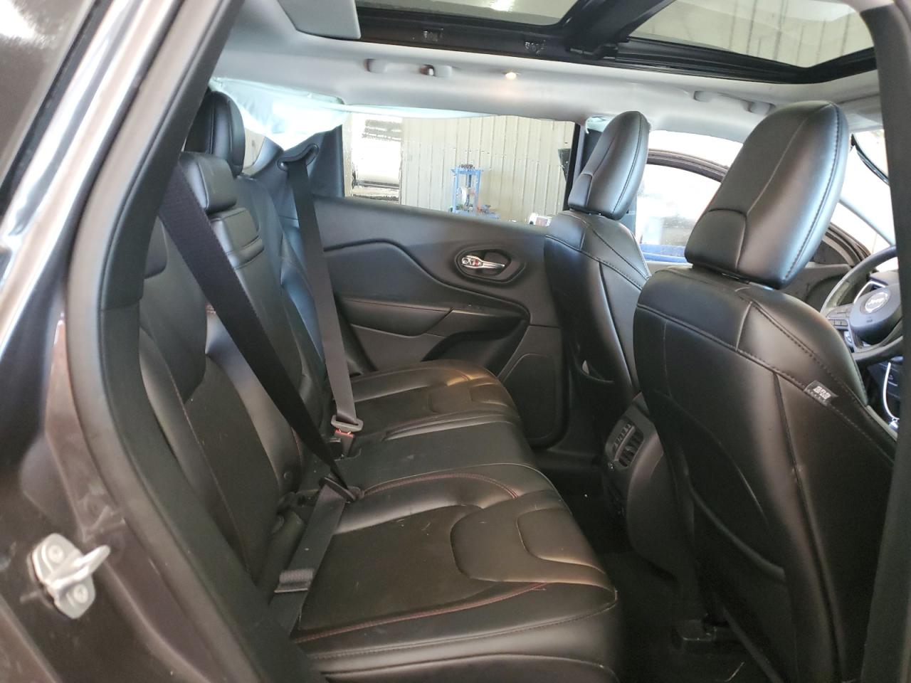 2019 Jeep Cherokee Trailhawk VIN: 1C4PJMBX1KD282092 Lot: 81005795