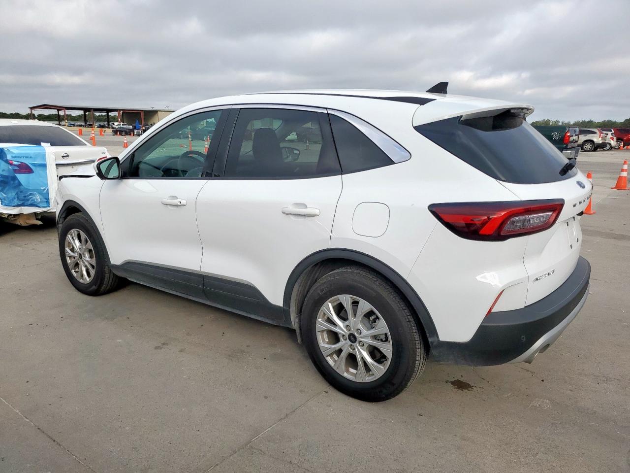 2024 Ford Escape Active white null gasoline 1FMCU0GN9RUA37956 photo #3