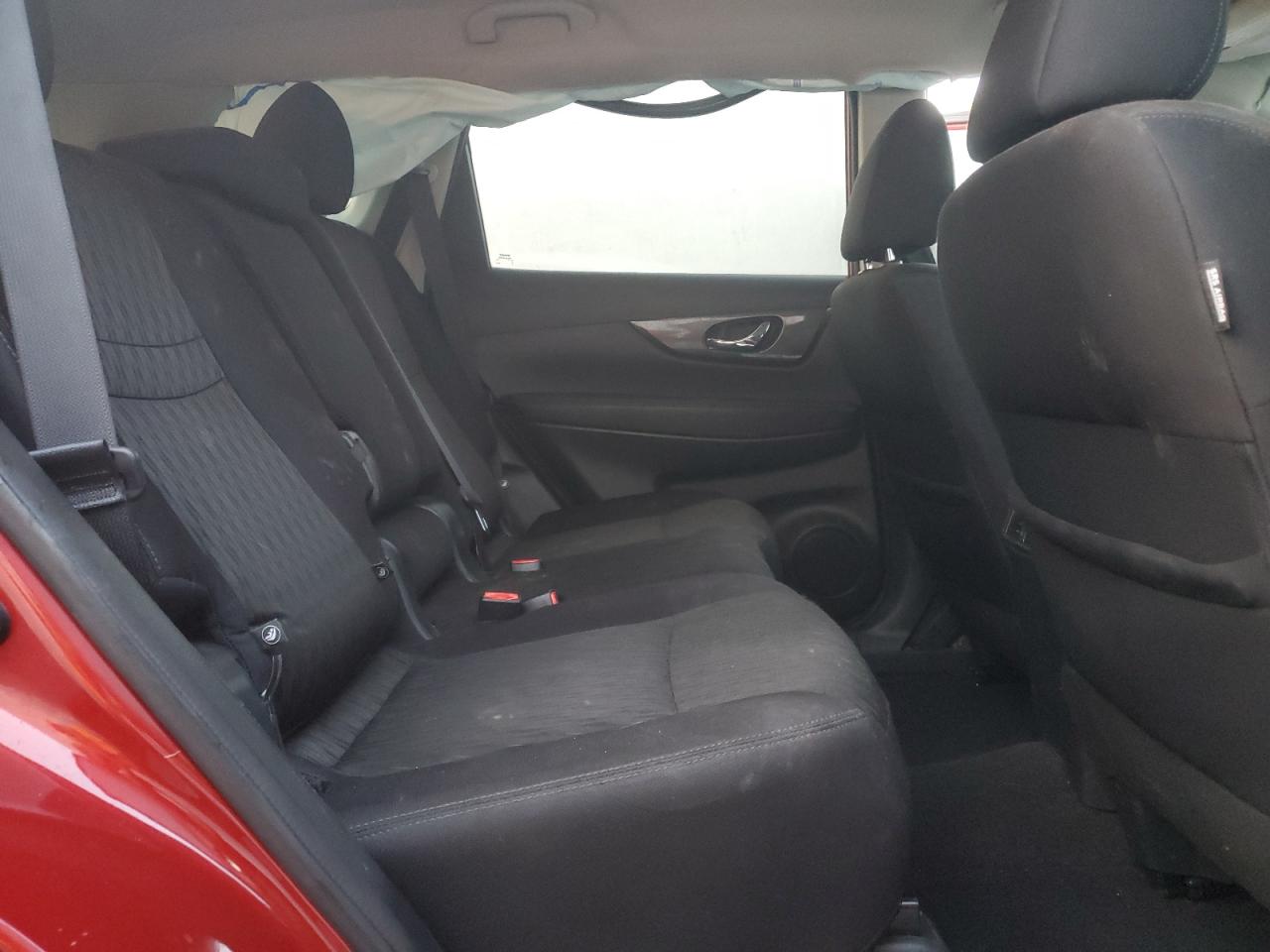 2018 Nissan Rogue S VIN: 5N1AT2MV6JC777887 Lot: 71828665
