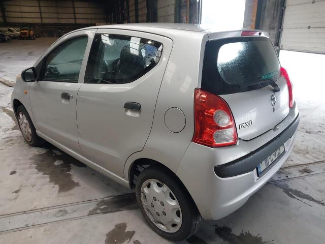 2010 NISSAN PIXO 
