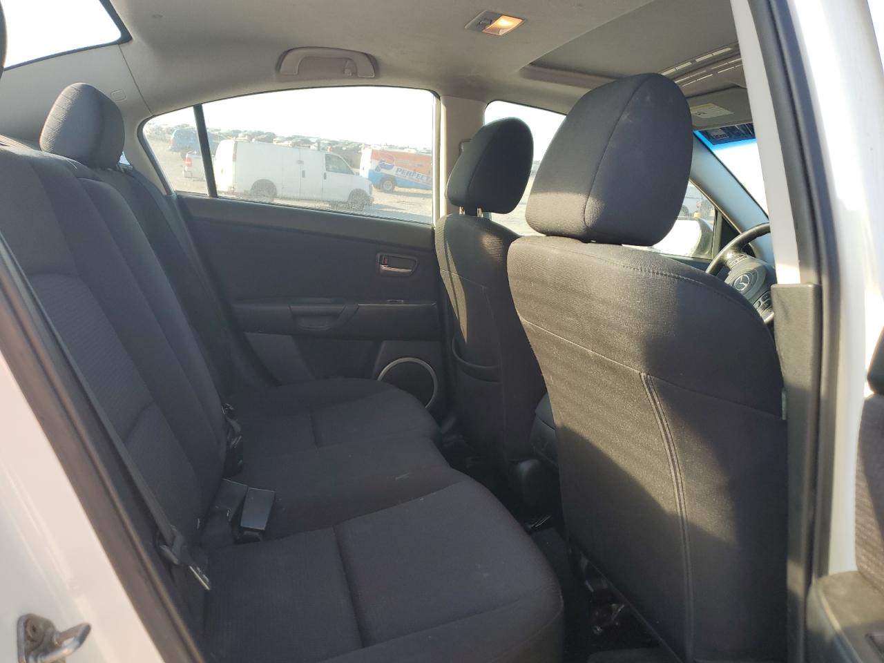 2008 Mazda 3 S VIN: JM1BK323681872734 Lot: 81842955