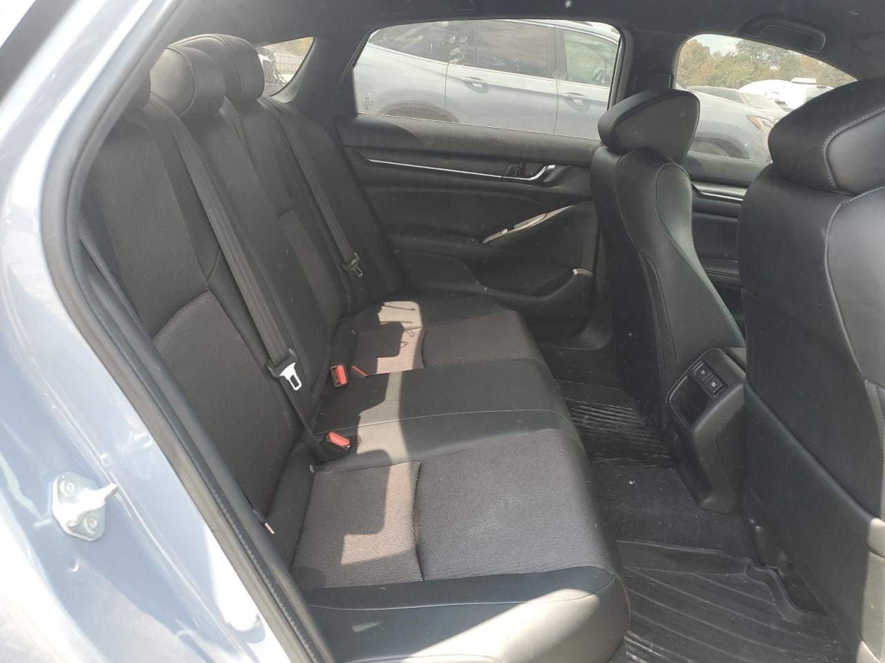 2022 Honda Accord Sport VIN: 1HGCV1F30NA121152 Lot: 72060685