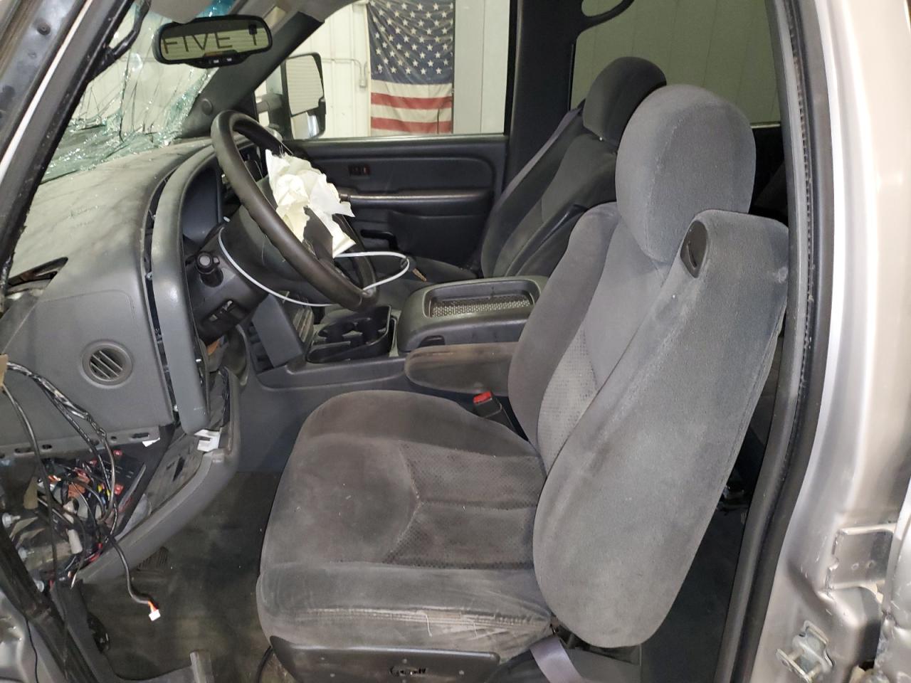 2004 Chevrolet Silverado K1500 VIN: 2GCEK13T741419601 Lot: 80187295