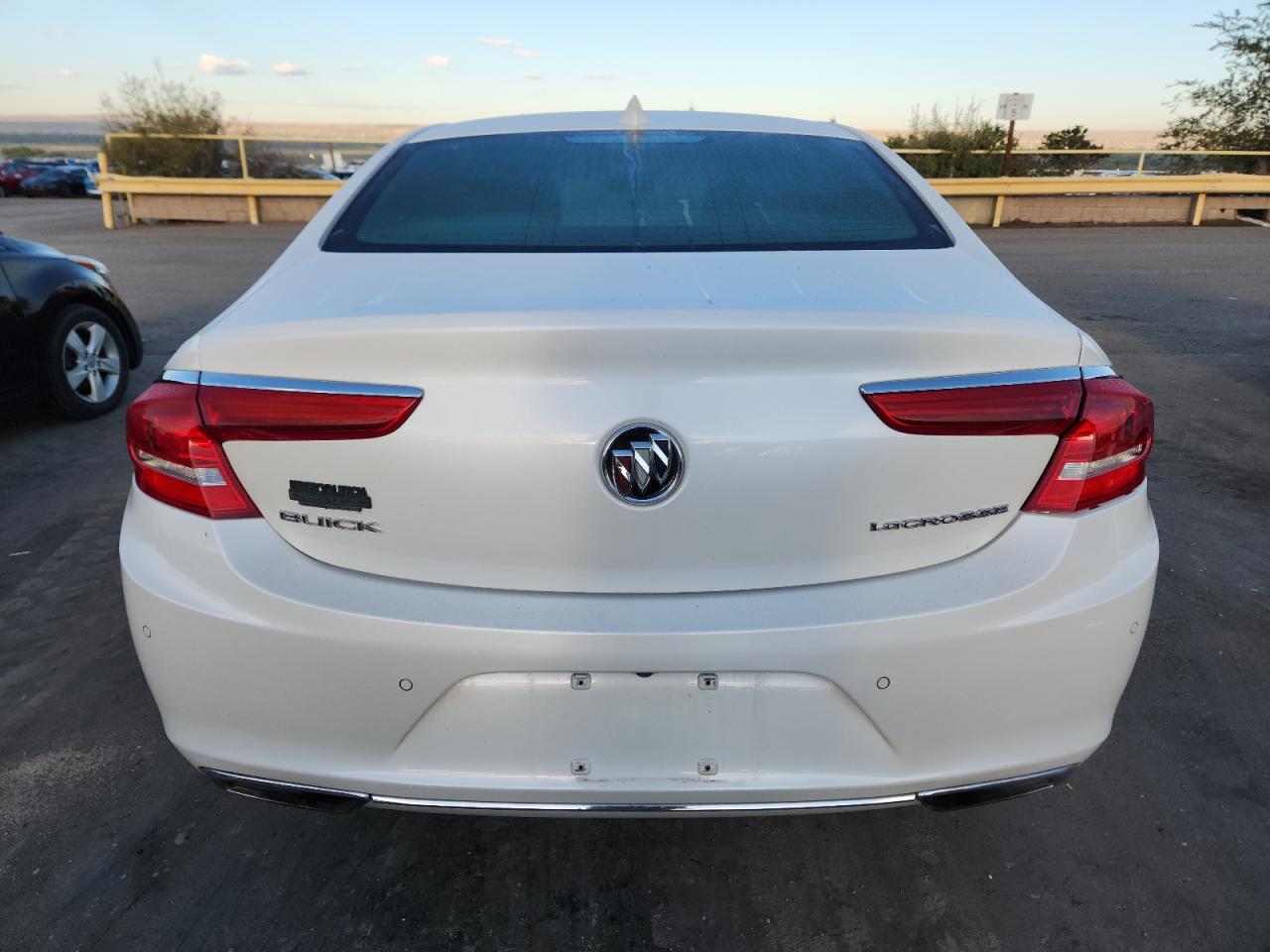 2017 Buick Lacrosse Essence VIN: 1G4ZP5SS7HU193522 Lot: 83868055