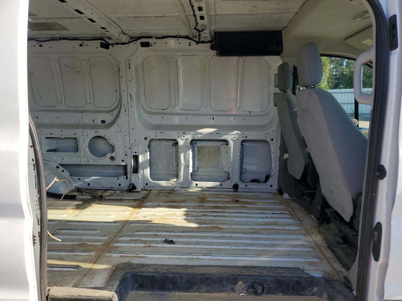 2015 Ford Transit T-250 VIN: 1FTNR2YM6FKA52177 Lot: 85203435